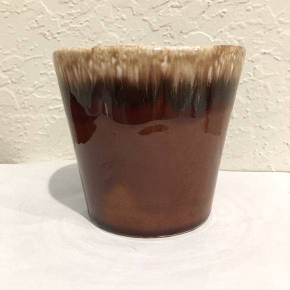SOLD! HULL POTTERY OVENPROOF USA BROWN DRIP Mug D HANDLE - Picture 2 of 8